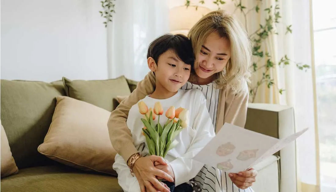 photo ideas for mom and son